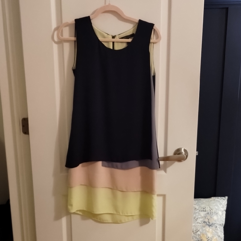 Color Block Sleeveless Dress